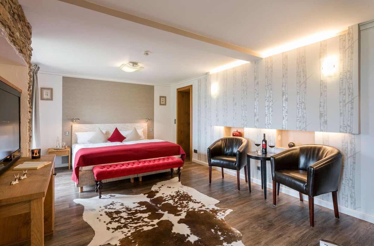 Eine der Junior Suiten im Hotel Der Westerhof